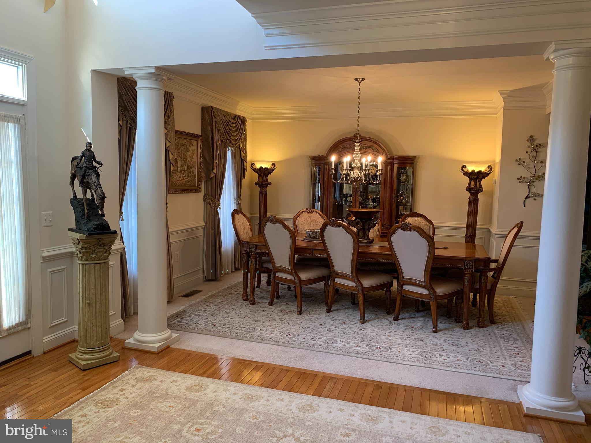 3927 Chantilly Road Chantilly, VA 20151 - Photo 11 of 98 Gallery Image 11