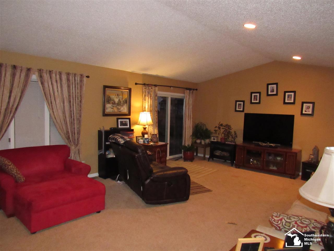 26085 Superior Road Taylor, MI 48180 - Photo 4 of 7