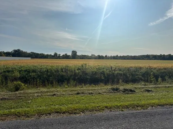 $1,250,000 | 7200 Highway 12, Three Oaks, MI 49128