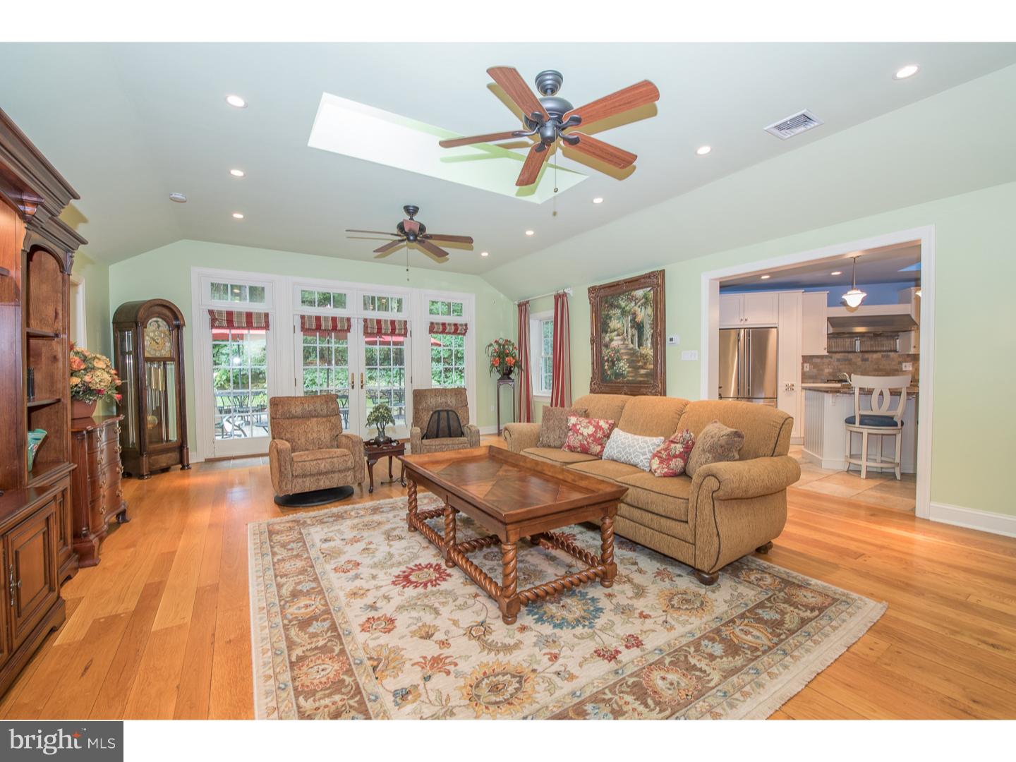 113 Boot Road Newtown Square, PA 19073 - Photo 11 of 25 Living Room