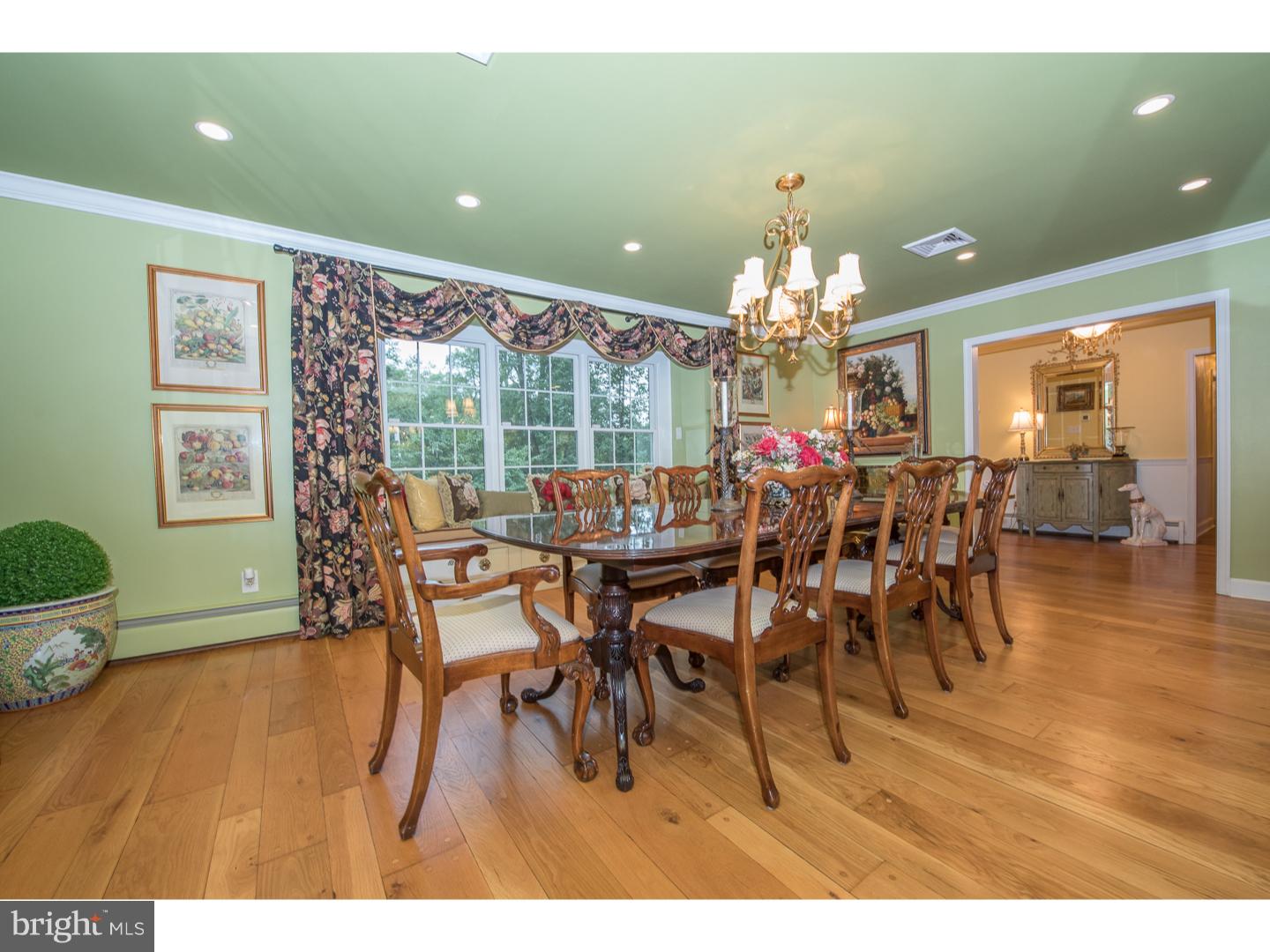 113 Boot Road Newtown Square, PA 19073 - Photo 4 of 25 Dining Room