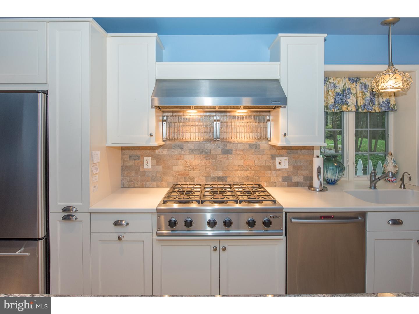 113 Boot Road Newtown Square, PA 19073 - Photo 8 of 25 Kitchen