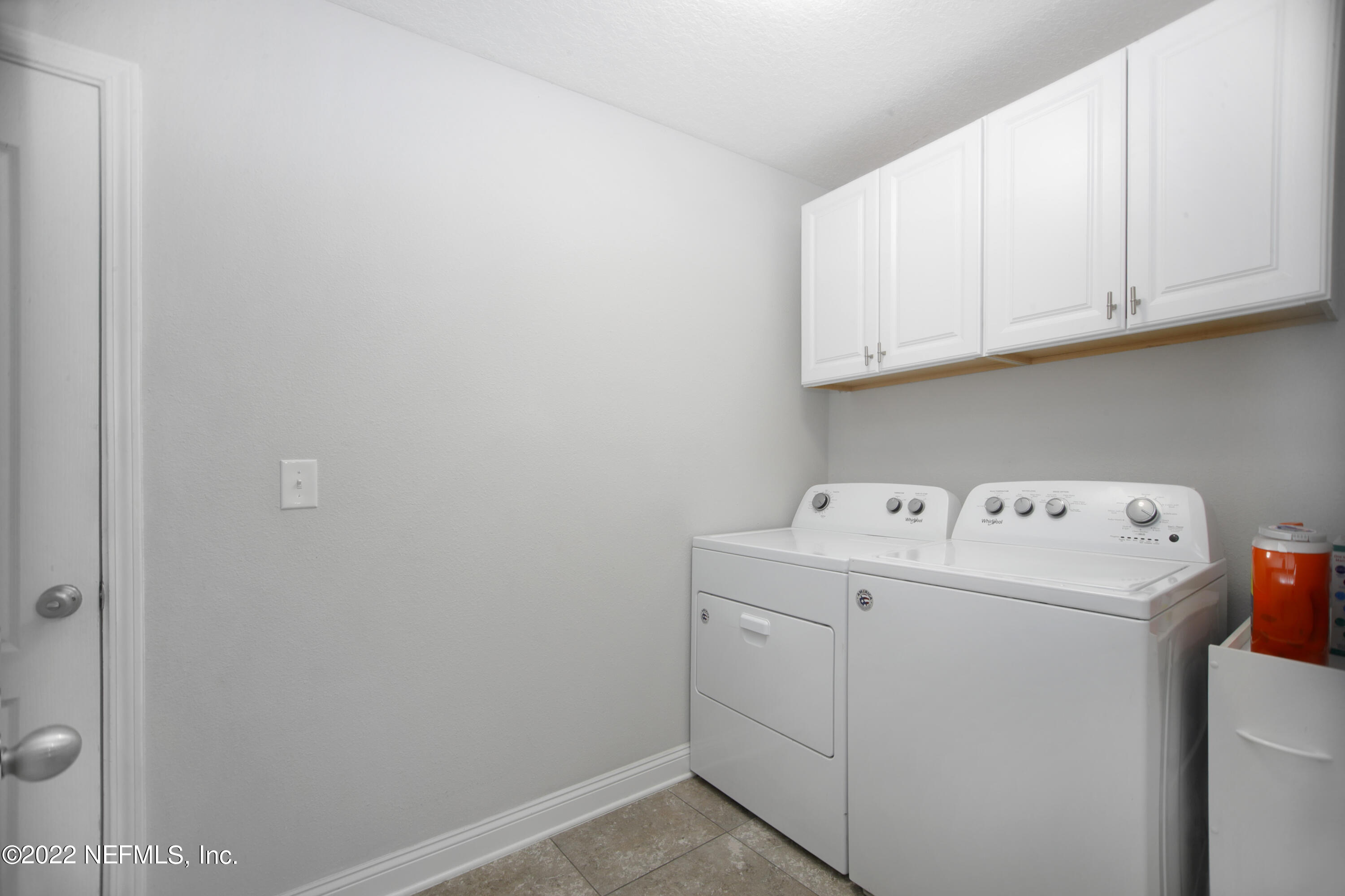 900 Deer Crossing Road St. Augustine, FL 32086 - Photo 17 of 29 a utility room with dryer and washer