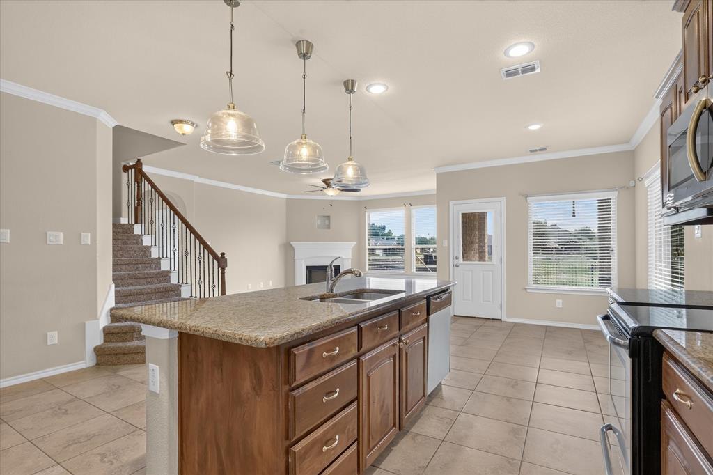 1004 Katherine Road Weatherford, TX 76087 - Photo 16 of 38 Gallery Image 16