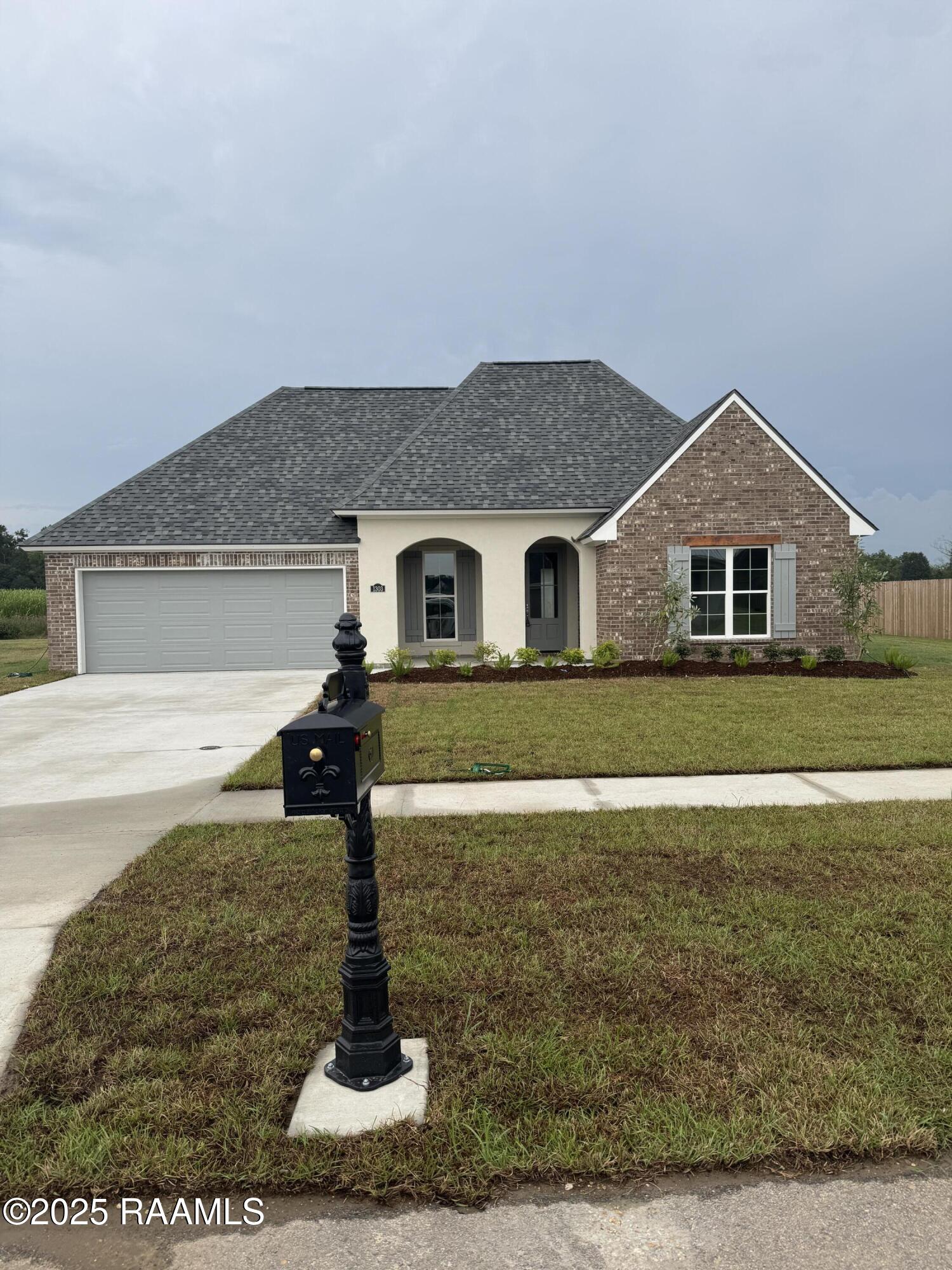 1303 River Road Breaux Bridge, LA 70517 - Photo 2 of 8 IMG_4584