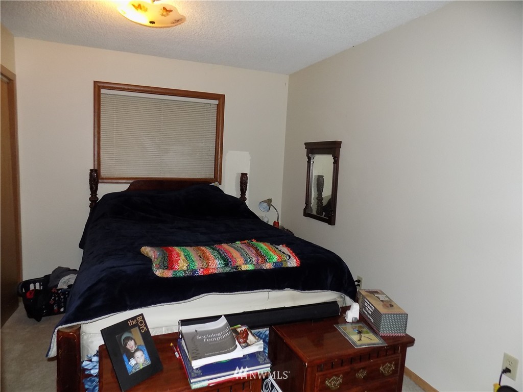 3127 Pershing Way Longview, WA 98632 - Photo 12 of 14 Gallery Image 12
