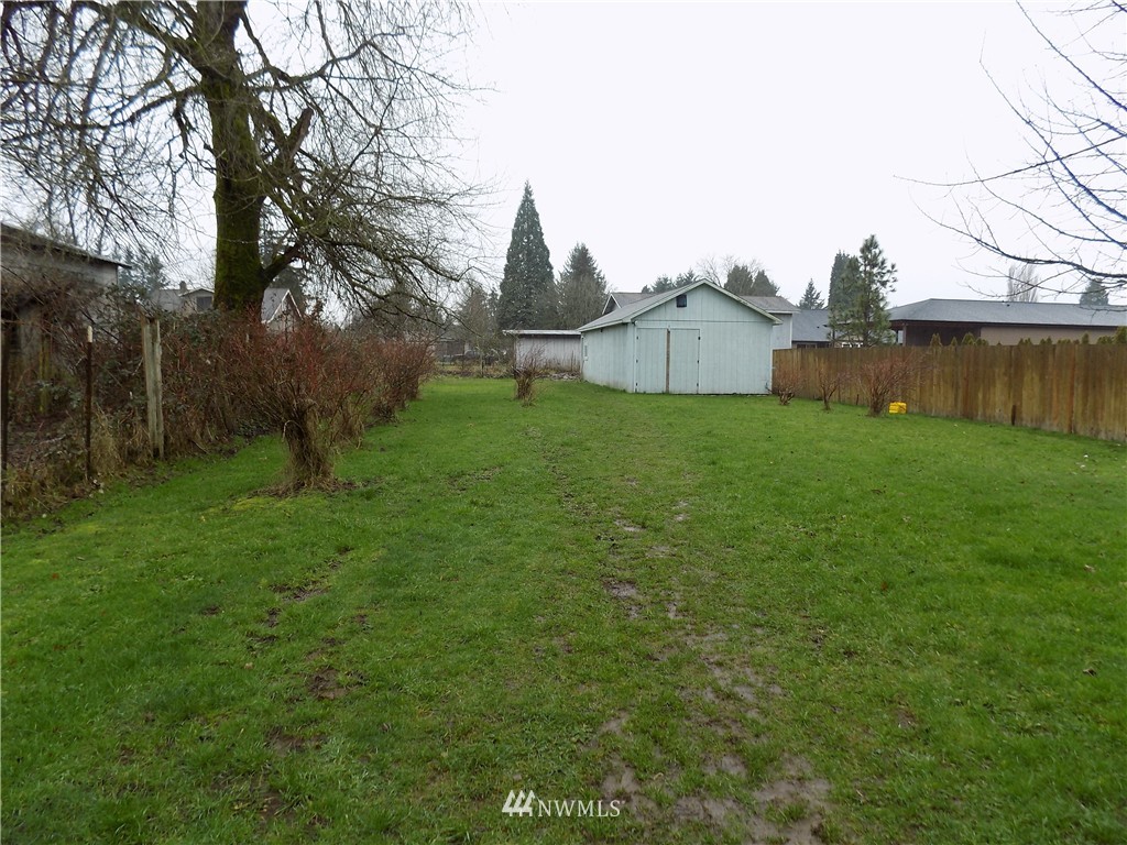 3127 Pershing Way Longview, WA 98632 - Photo 13 of 14 Gallery Image 13