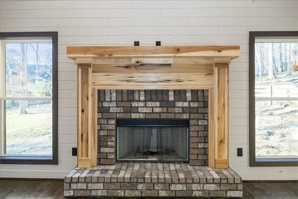 a close view of a fireplace in a room