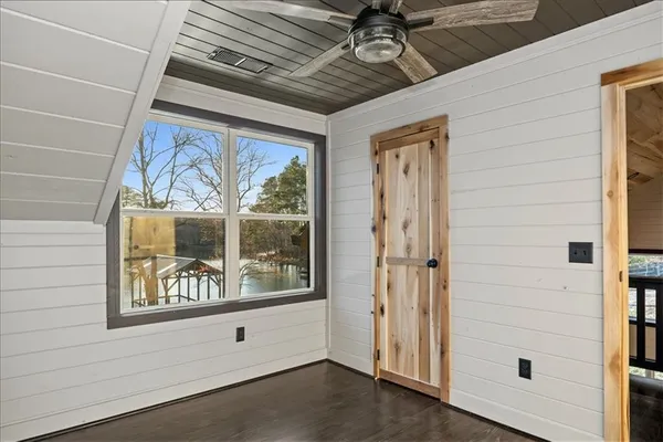 $695,000 | 579 Twin Mountain Lake Circle, Talking Rock, GA 30175