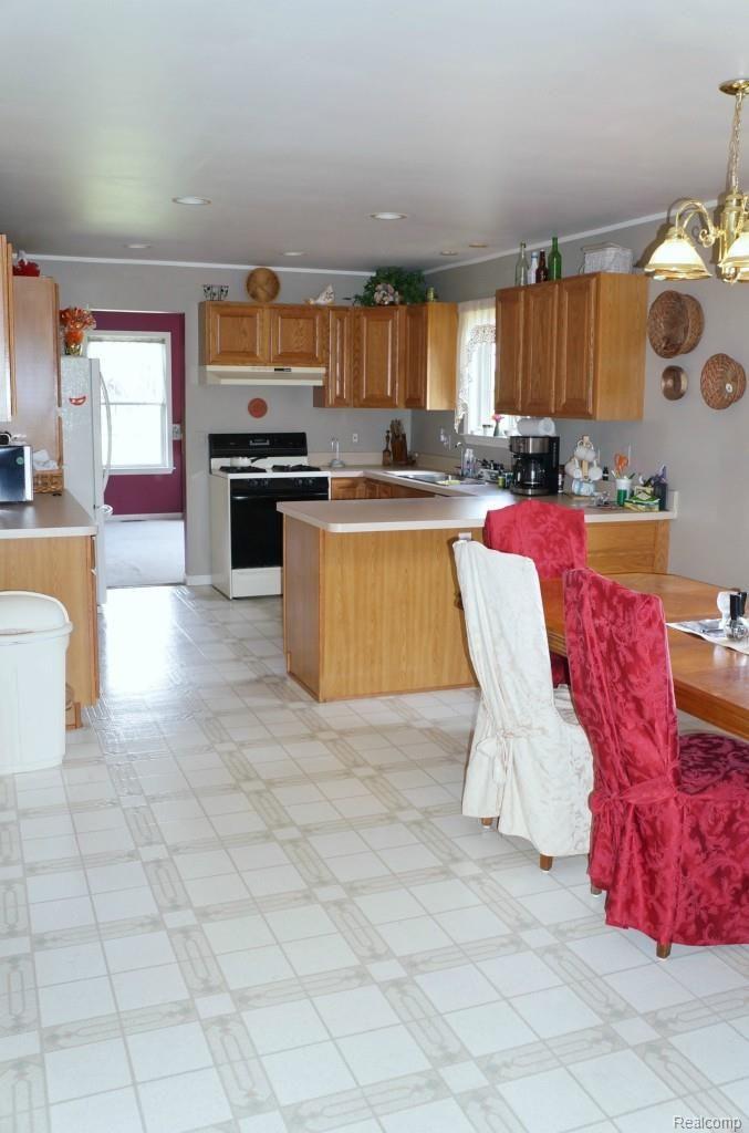 451 Elliott Road Fowlerville, MI 48836 - Photo 11 of 42 DSC02345.jpg