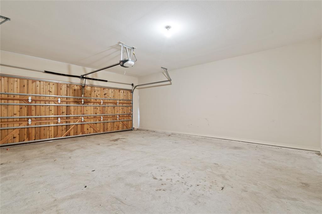 104 Eagle Meadow Drive Weatherford, TX 76087 - Photo 35 of 40 a view of a garage