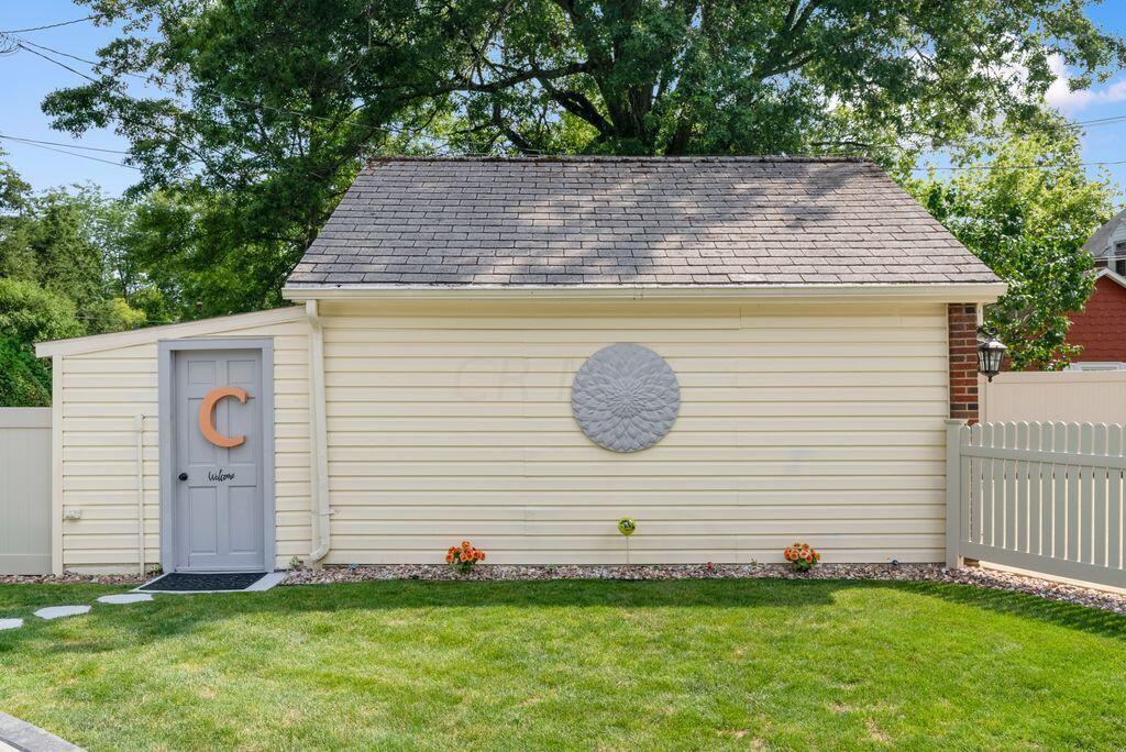 785 Andover Road Mansfield, OH 44907 - Photo 7 of 78 R 785 Andover Rd 0021