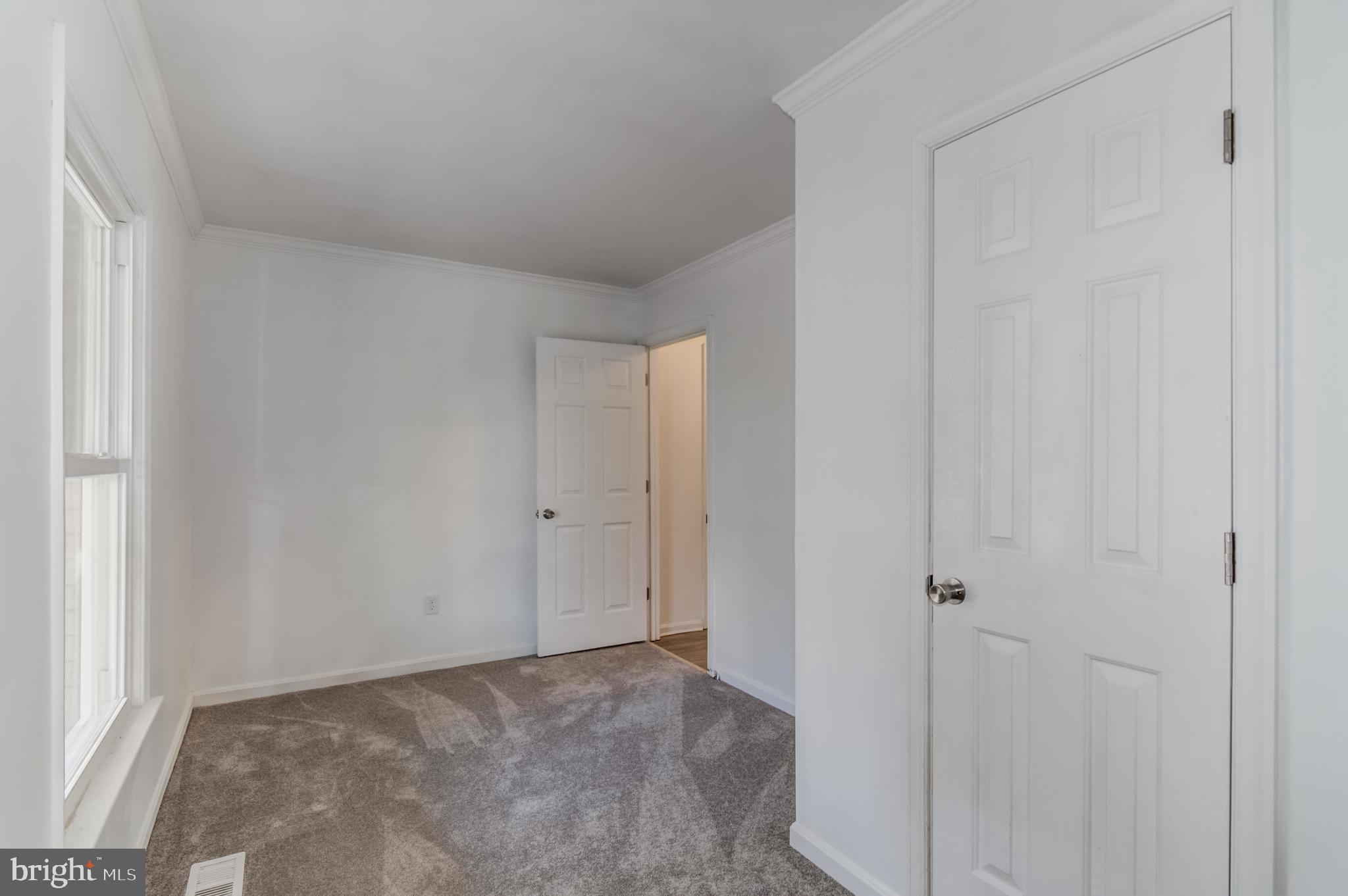 299 Sandy Ridge Road Fredericksburg, VA 22405 - Photo 8 of 45 Gallery Image 8