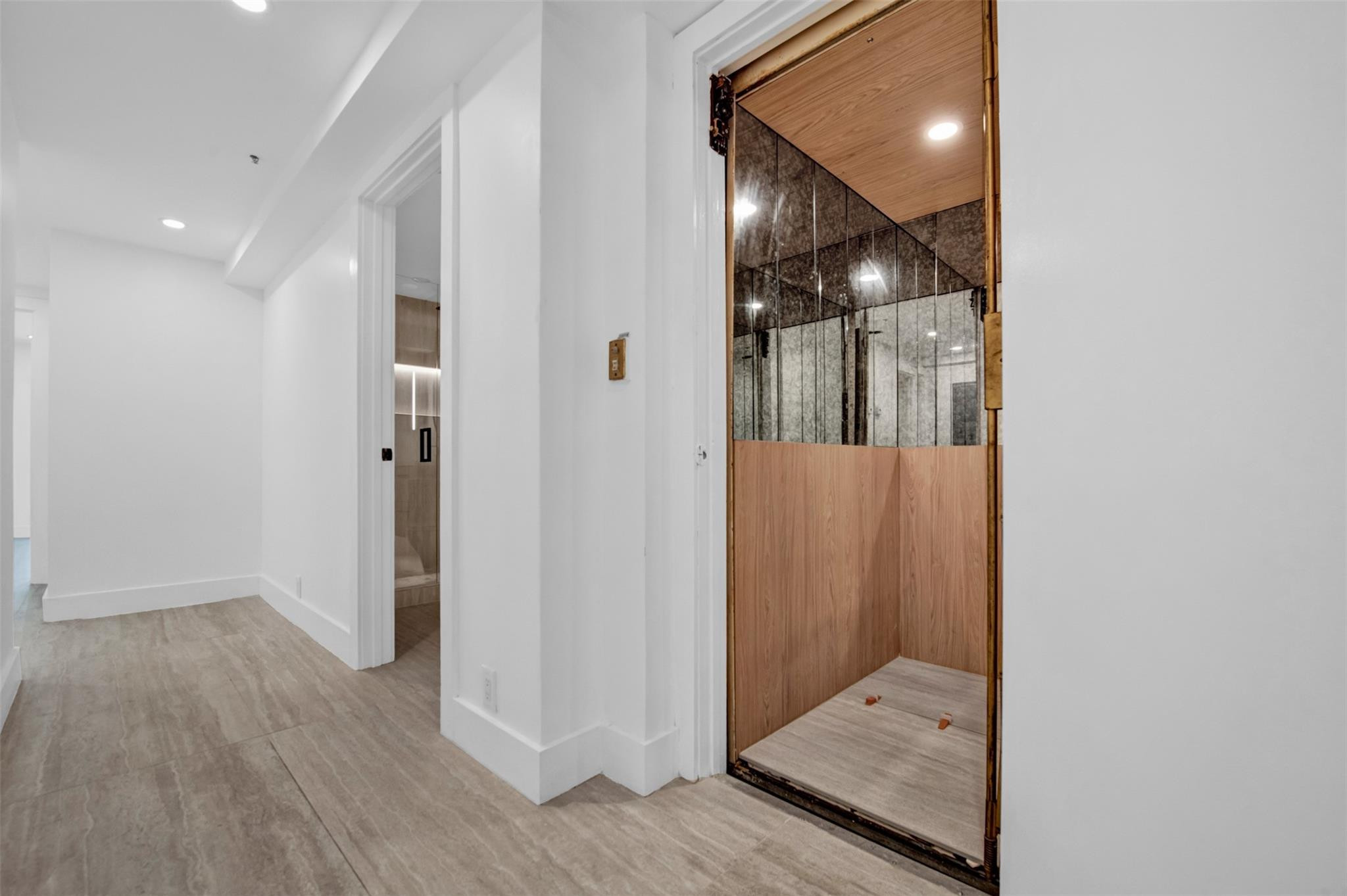 520 Brickell Key Drive, Unit BH25 Miami, FL 33131 - Photo 24 of 46 Private Elevator