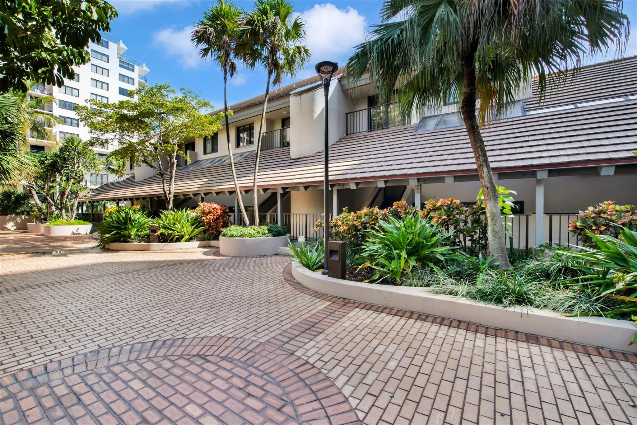 520 Brickell Key Drive, Unit BH25 Miami, FL 33131 - Photo 42 of 46 Photo 42