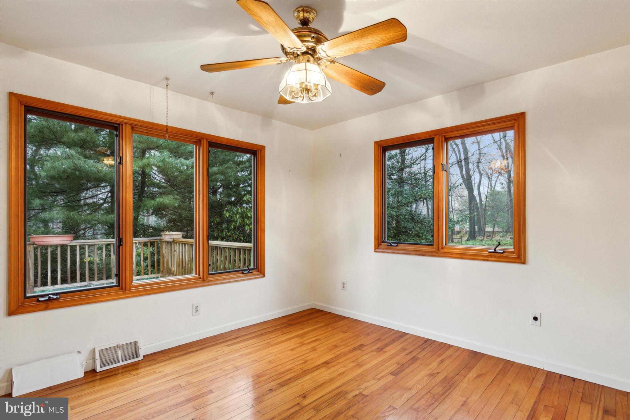 671 Davis Lane Wayne, PA 19087 - Photo 11 of 28 Dining Room
