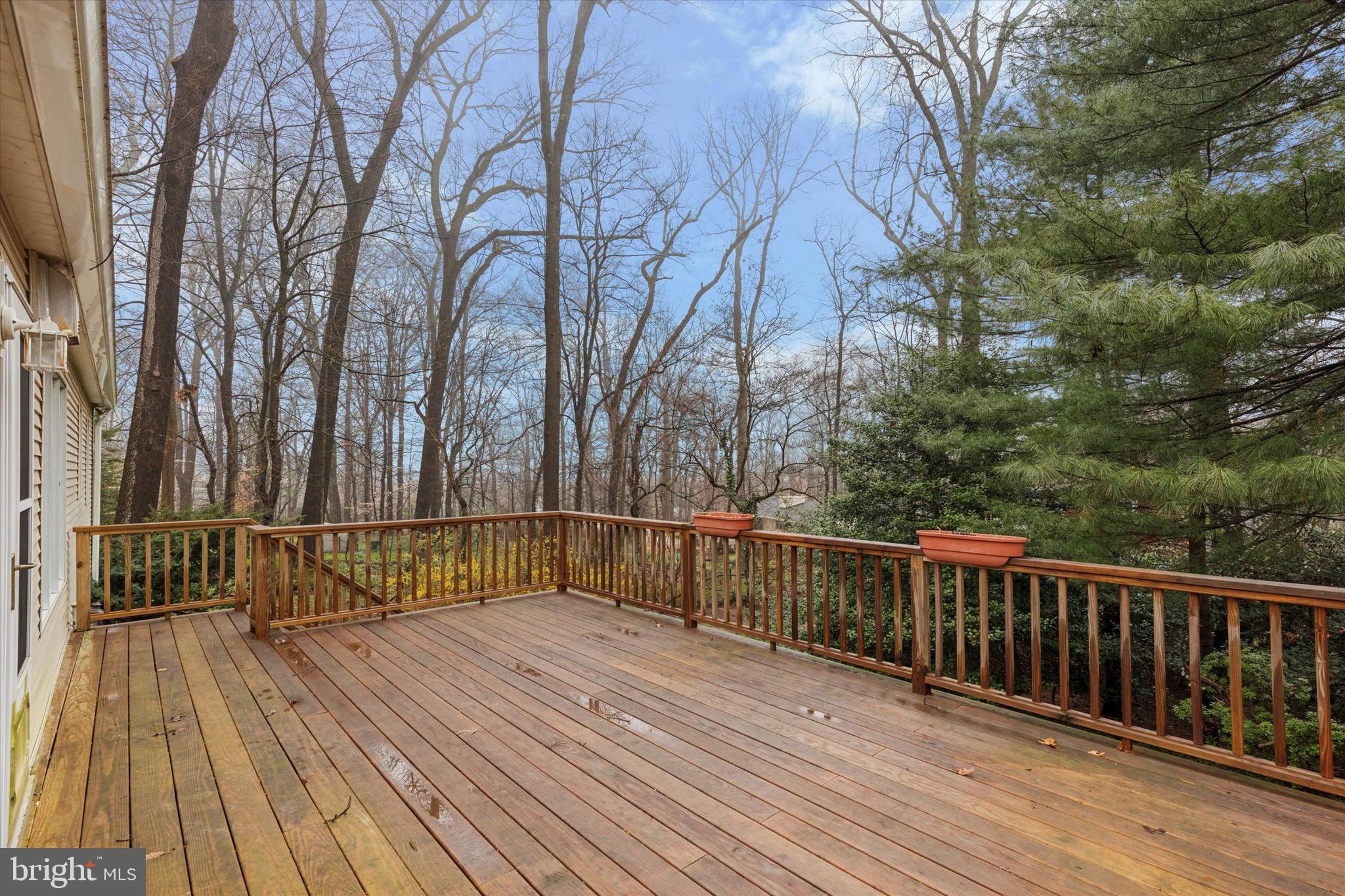 671 Davis Lane Wayne, PA 19087 - Photo 4 of 28 Deck