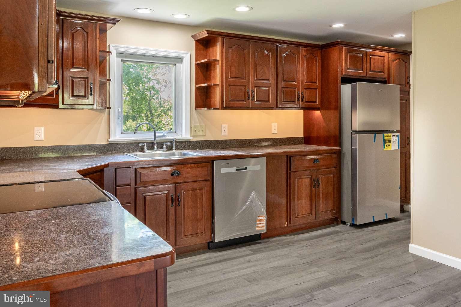 3392 Upper Valley Road Parkesburg, PA 19365 - Photo 7 of 20