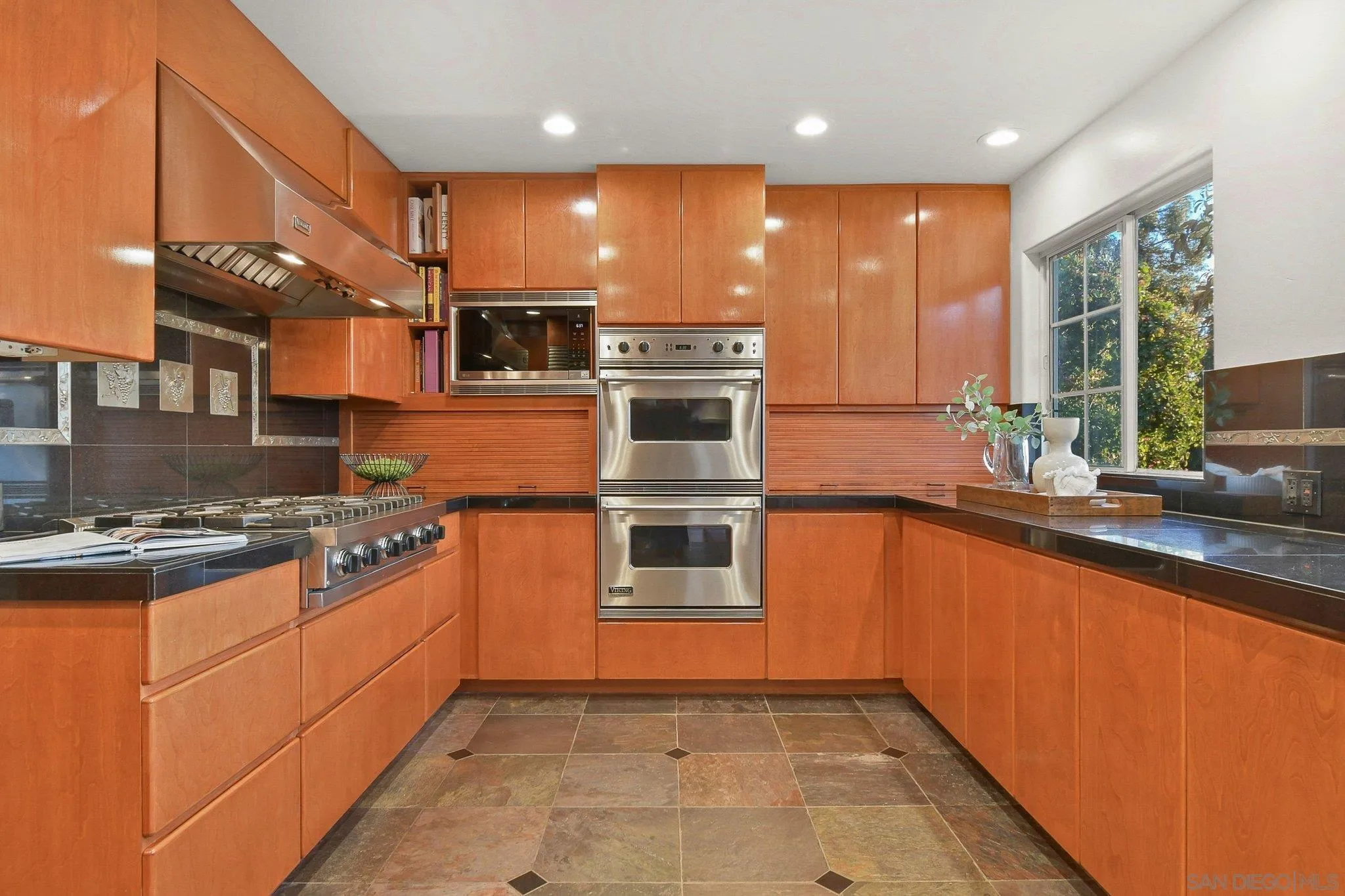 224 Seeman Drive Encinitas, CA 92024 - Photo 17 of 60