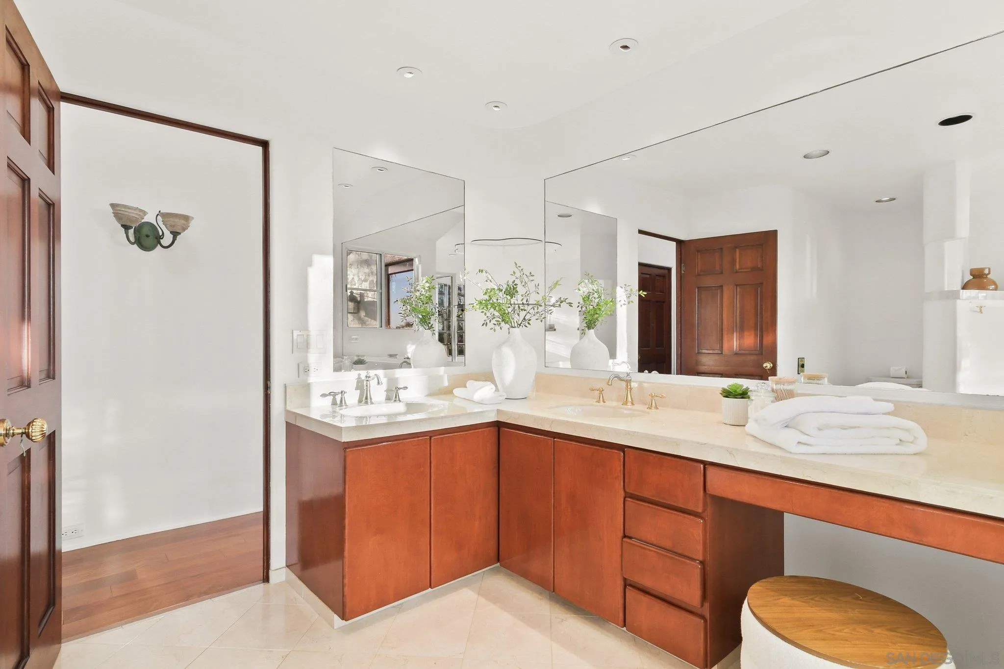 224 Seeman Drive Encinitas, CA 92024 - Photo 43 of 60