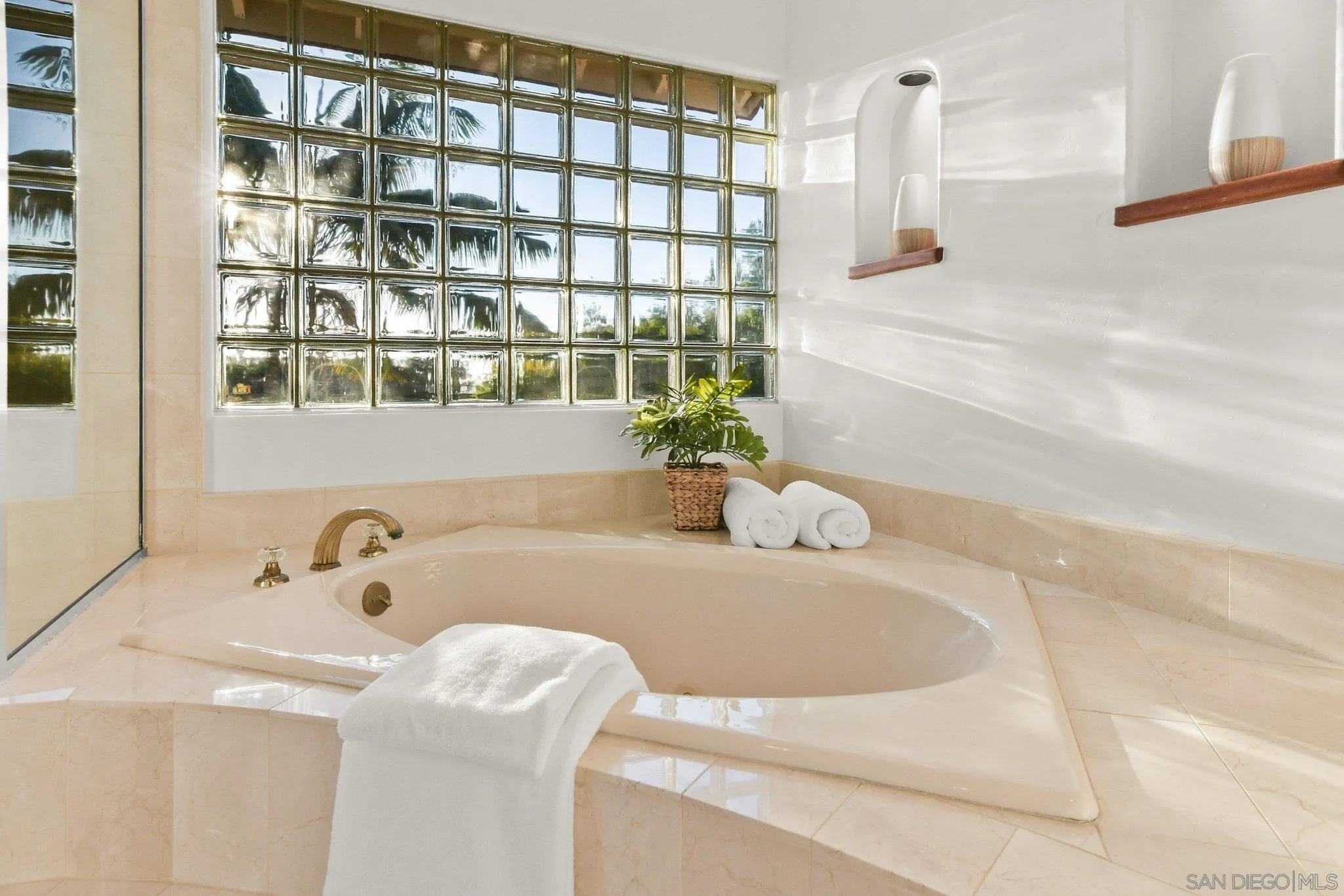 224 Seeman Drive Encinitas, CA 92024 - Photo 45 of 60