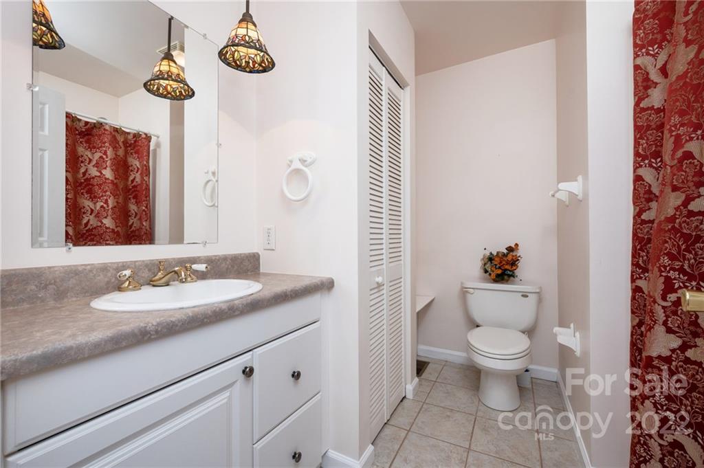 64 English Road Candler, NC 28715 - Photo 20 of 33 Gallery Image 20