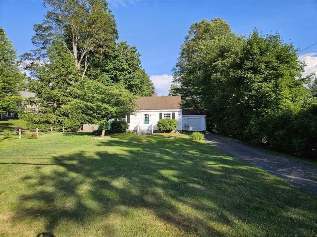 581 Bernardston Road Greenfield, MA 01301 - Photo 1 of 16 Gallery Image 1
