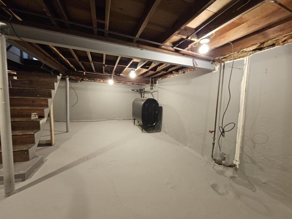 581 Bernardston Road Greenfield, MA 01301 - Photo 10 of 16 Gallery Image 10