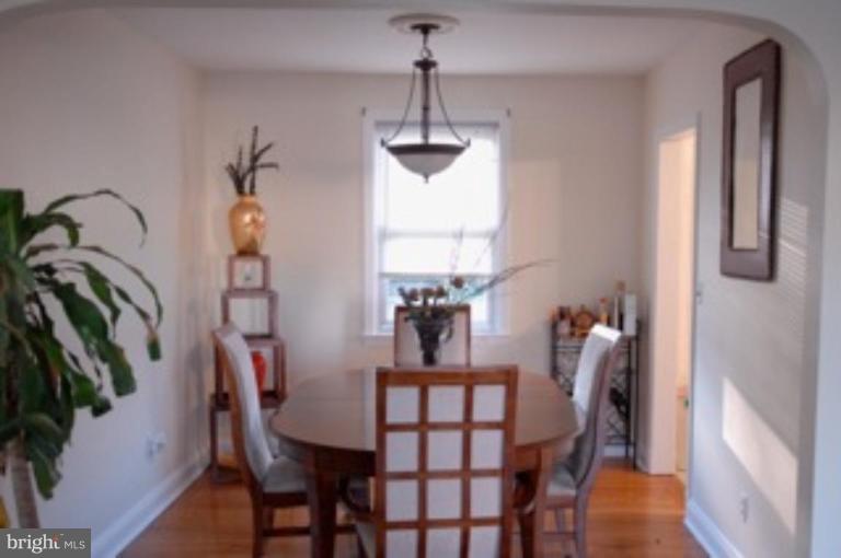 3304 Mayfair Road Baltimore, MD 21207 - Photo 9 of 17 Dining Room View