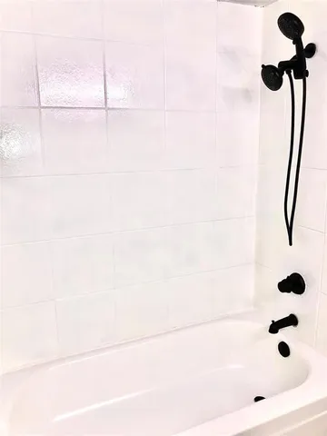 a view of a large window with an outdoor space