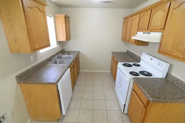 $1,695 | 2419 Talco Drive, Dallas, TX 75241