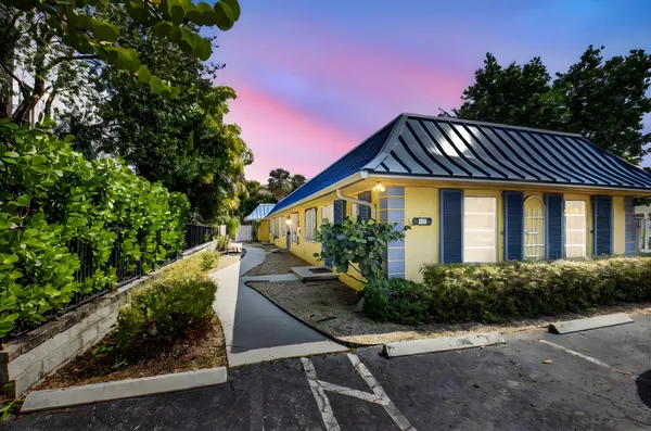 $2,125,000 | 111 Southeast 7th Avenue, Unit A B C & D, Delray Beach, FL 33483