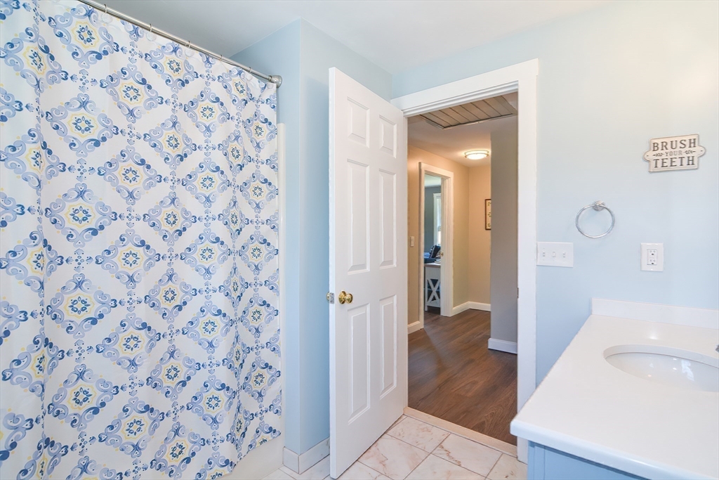 13 Park Street Mendon, MA 01756 - Photo 24 of 37 wooden floor in a gallery