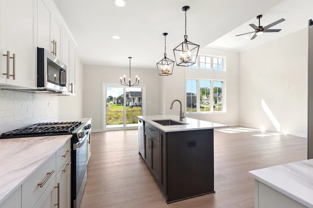 $609,900 | 12193 Curragh Meadow Way, Lemont, IL 60439