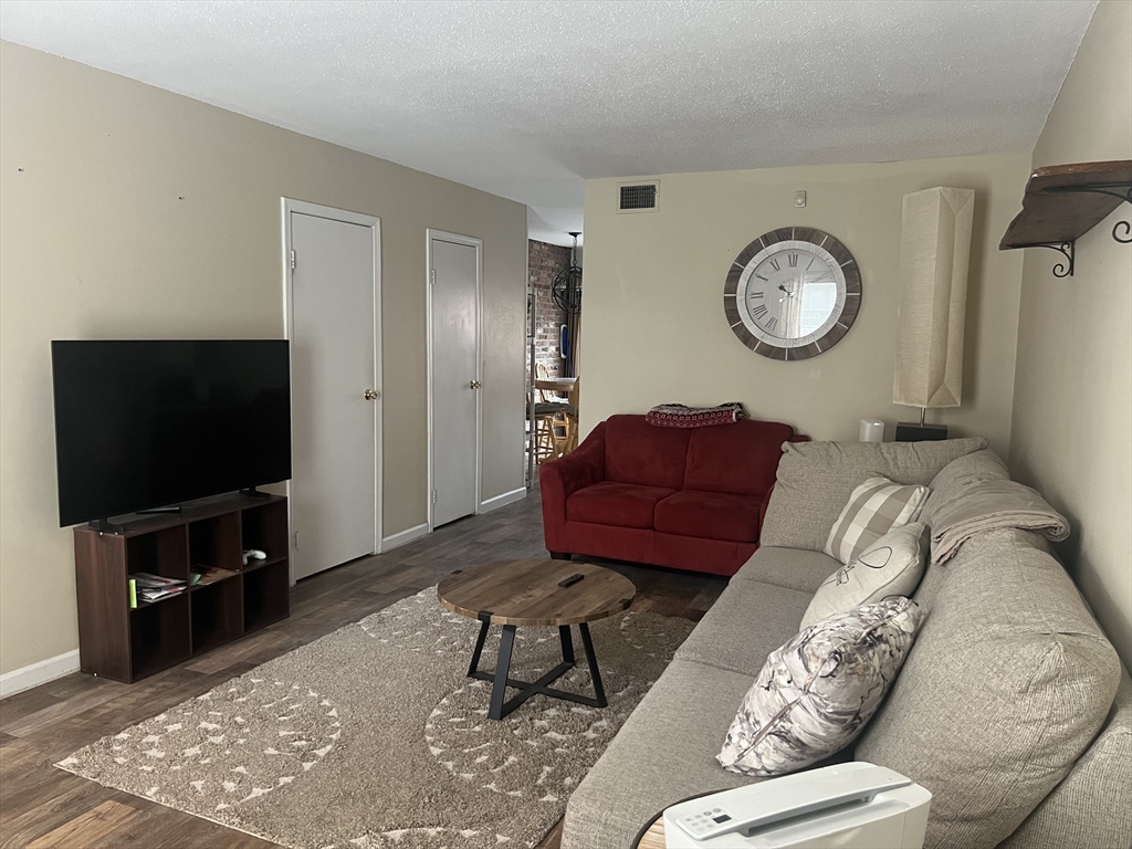 1153 Dickinson Street, Unit 1153 Springfield, MA 01108 - Photo 2 of 23