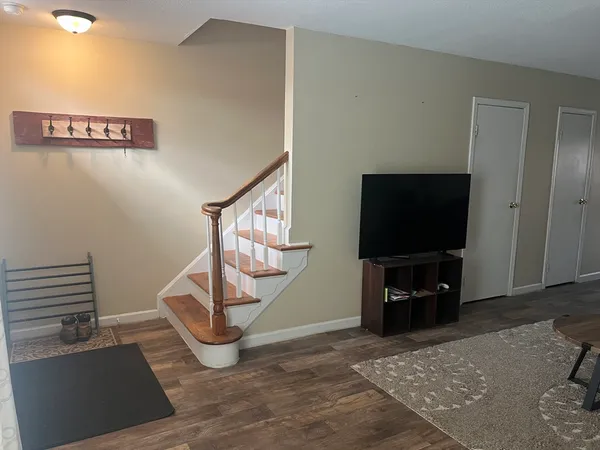 $2,500 | 1153 Dickinson Street, Unit 1153, Springfield, MA 01108