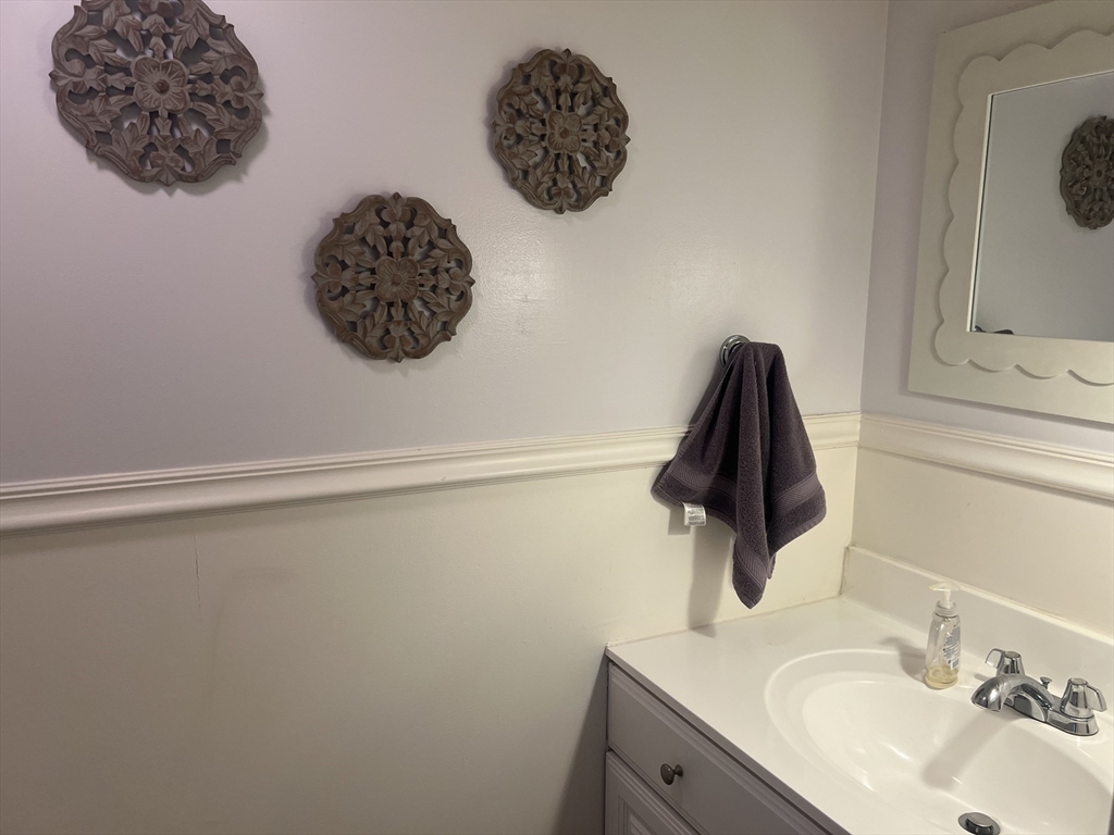 1153 Dickinson Street, Unit 1153 Springfield, MA 01108 - Photo 7 of 23