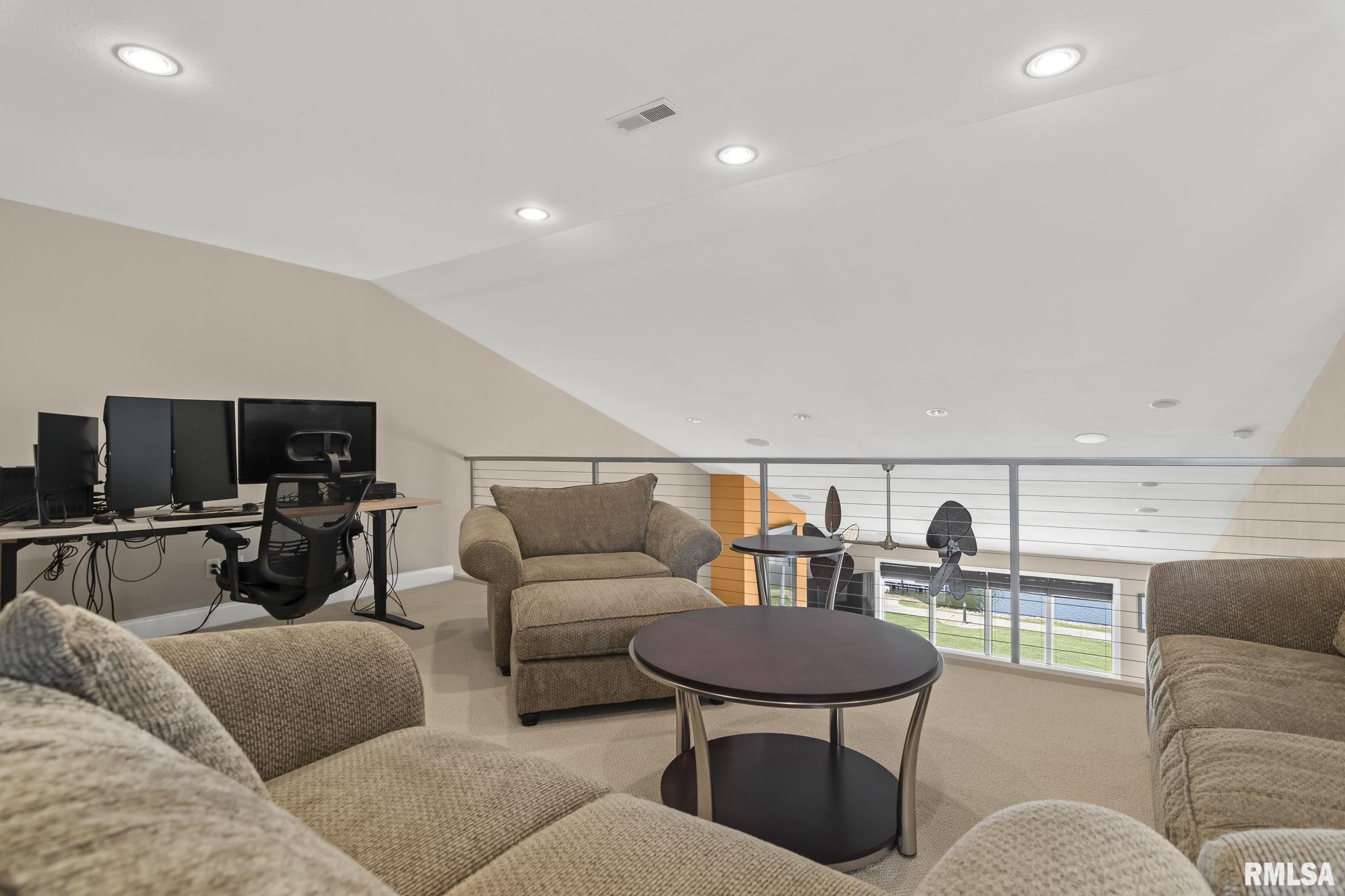 315 Harbor Point Place, Unit 315 Springfield, IL 62712 - Photo 38 of 97 Gallery Image 38