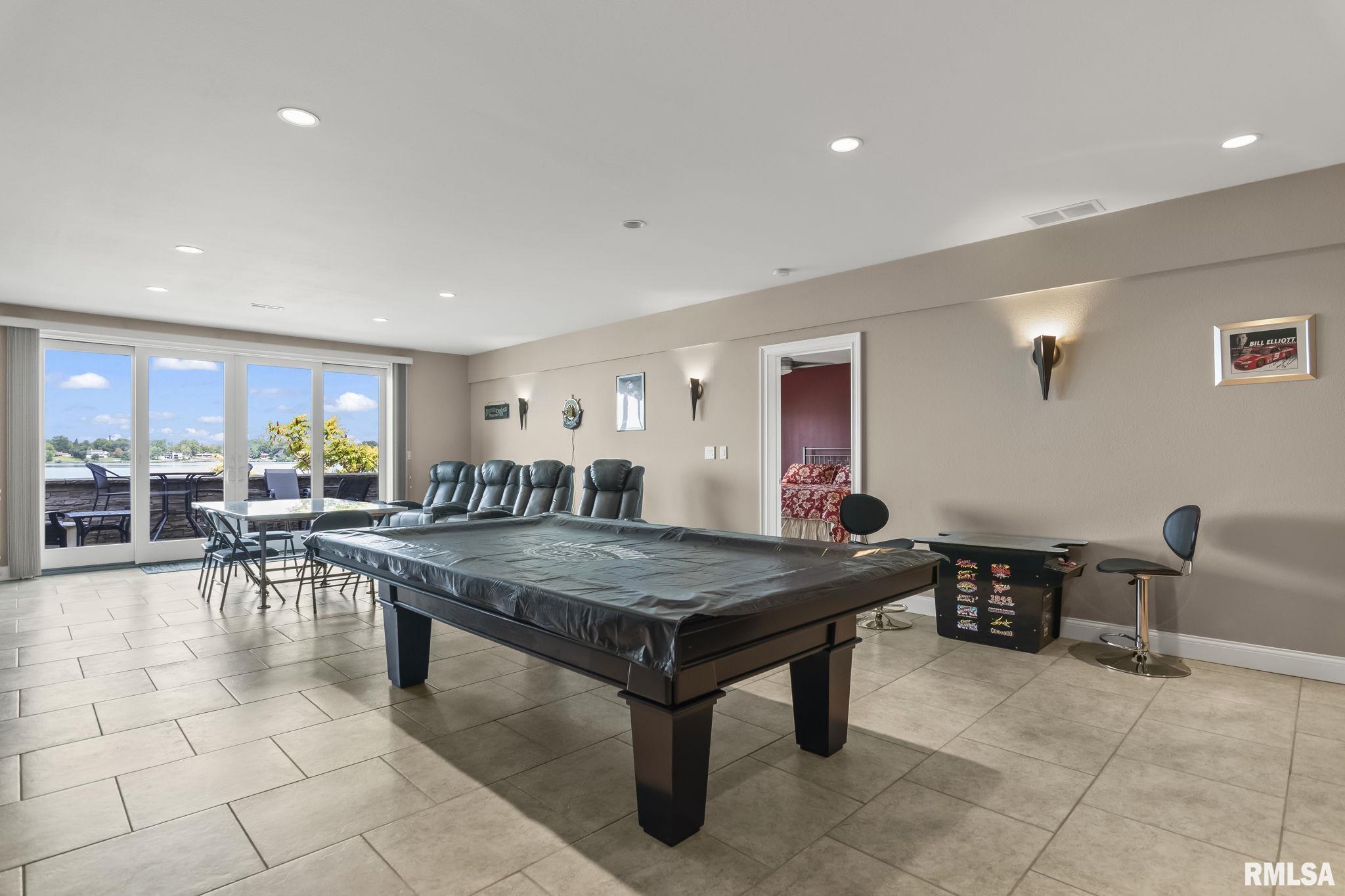 315 Harbor Point Place, Unit 315 Springfield, IL 62712 - Photo 53 of 97 Gallery Image 53