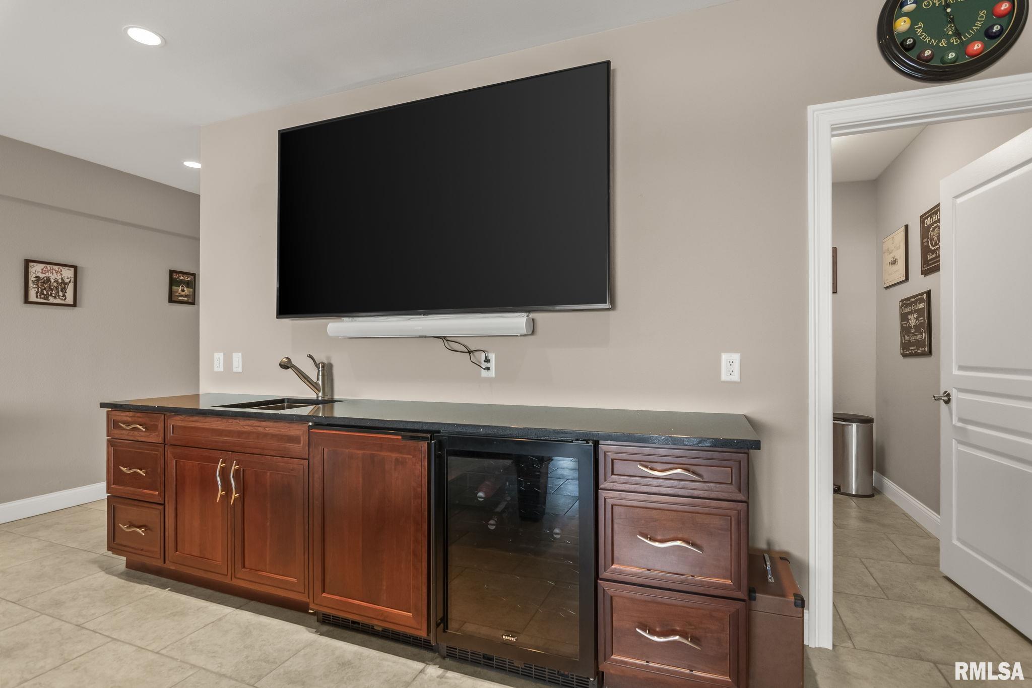 315 Harbor Point Place, Unit 315 Springfield, IL 62712 - Photo 57 of 97 Gallery Image 57
