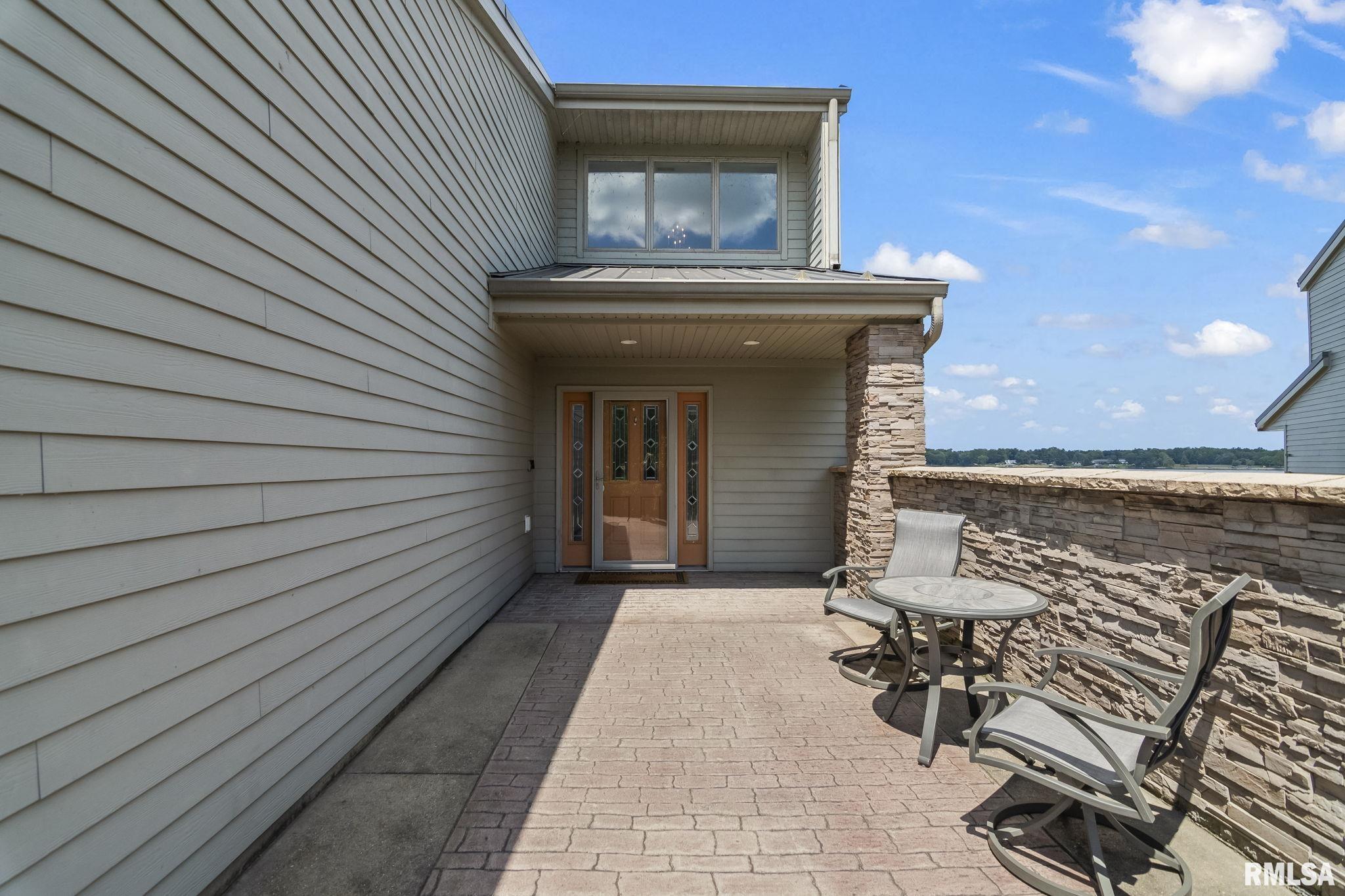 315 Harbor Point Place, Unit 315 Springfield, IL 62712 - Photo 8 of 97 Gallery Image 8