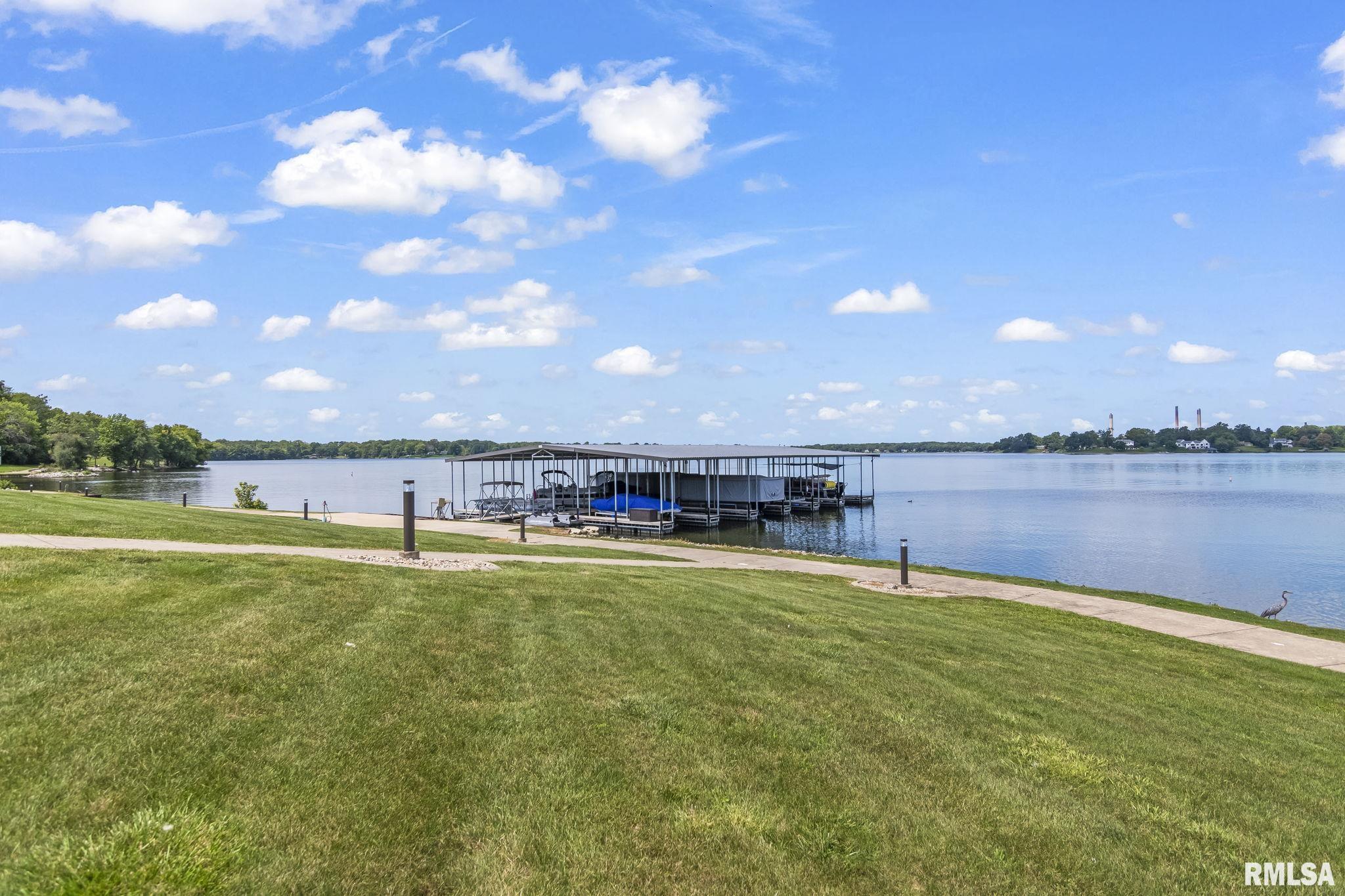 315 Harbor Point Place, Unit 315 Springfield, IL 62712 - Photo 83 of 97 Gallery Image 83
