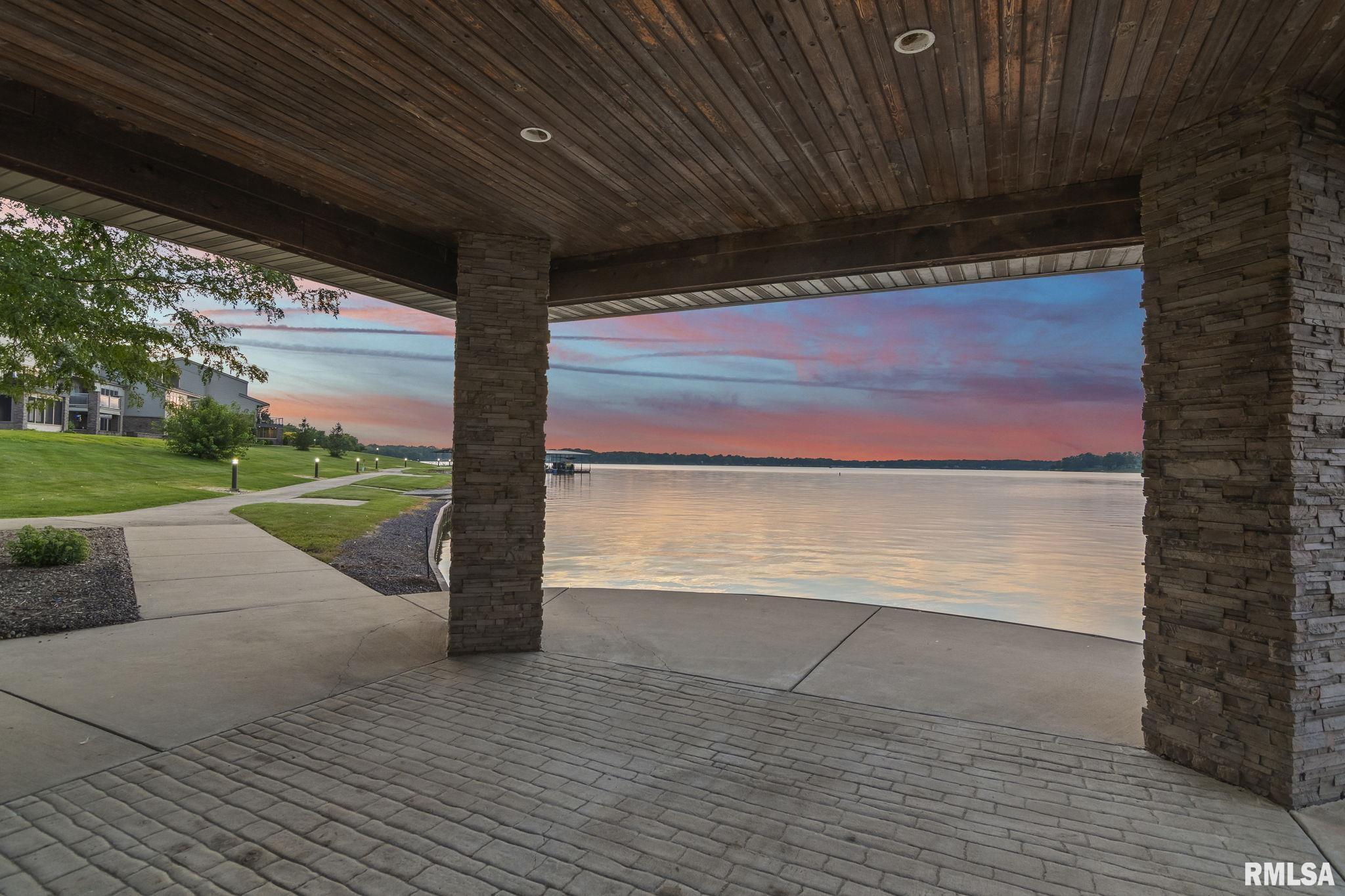 315 Harbor Point Place, Unit 315 Springfield, IL 62712 - Photo 86 of 97 Gallery Image 86