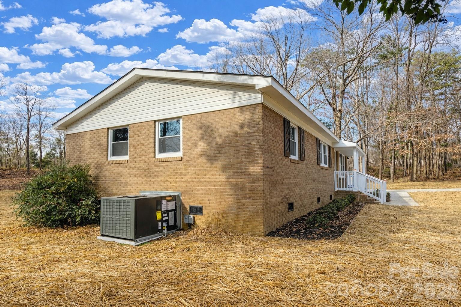 2201 Airdale Road Lancaster, SC 29720 - Photo 5 of 25 a view of a house with a yard