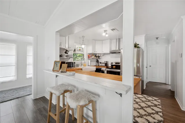 $920,000 | 480 Johnson Road, Coldspring, TX 77331