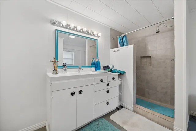 $920,000 | 480 Johnson Road, Coldspring, TX 77331