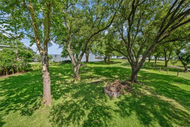 $920,000 | 480 Johnson Road, Coldspring, TX 77331