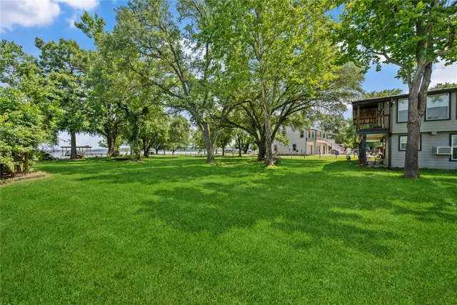 $920,000 | 480 Johnson Road, Coldspring, TX 77331