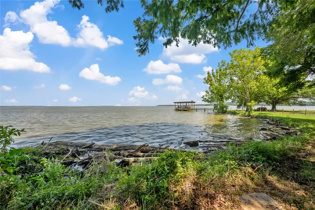 $920,000 | 480 Johnson Road, Coldspring, TX 77331
