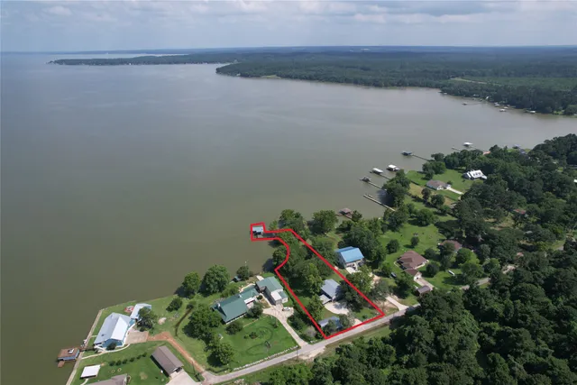 $920,000 | 480 Johnson Road, Coldspring, TX 77331